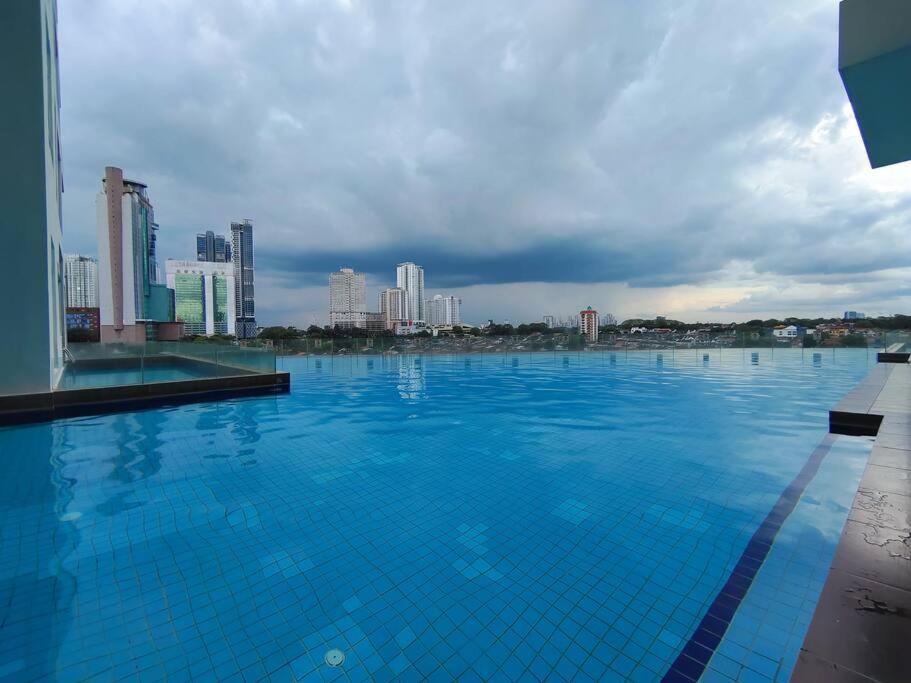 Ksl Mall 3br@7-8pax Private Lift & View+wifi Apartment *